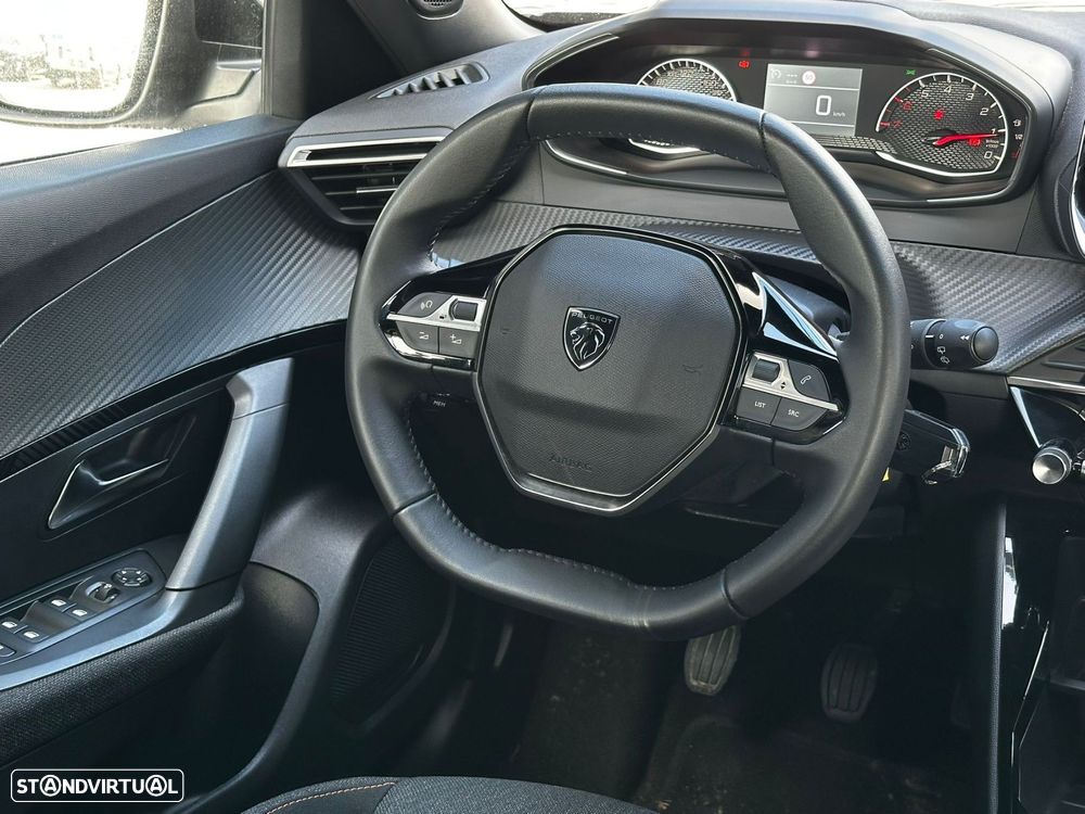 Peugeot 2008 1.2 PureTech Style - 9
