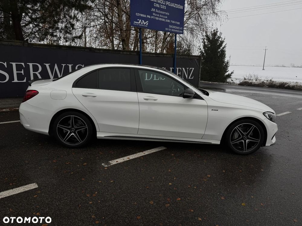 Mercedes-Benz Klasa C 200 4-Matic 9G-TRONIC - 2