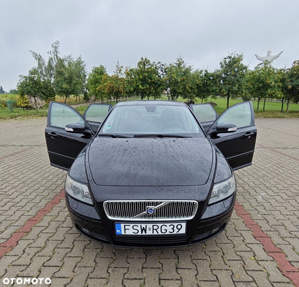 Volvo V50 - 2