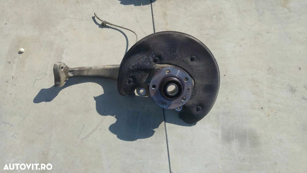 Fuzeta dreapta fata audi a4 b8 8k 4g0407242c - 1