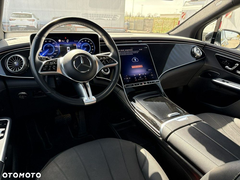 Mercedes-Benz EQE 350 89kWh 4-Matic AMG Line - 13