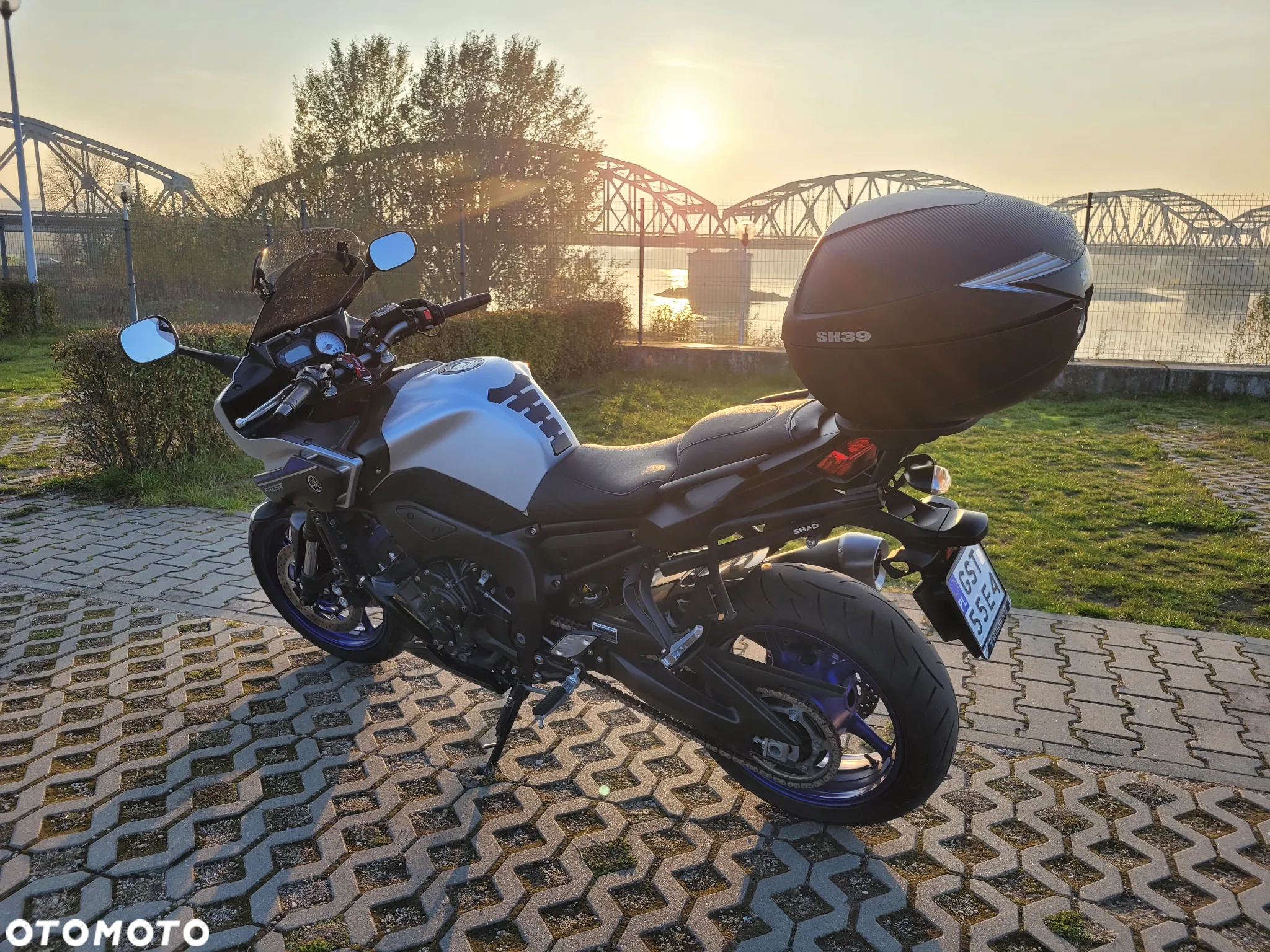 Yamaha FZ8 - 28
