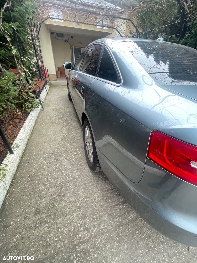 Audi A6 Avant 2.7 TDI DPF quattro tiptronic - 13