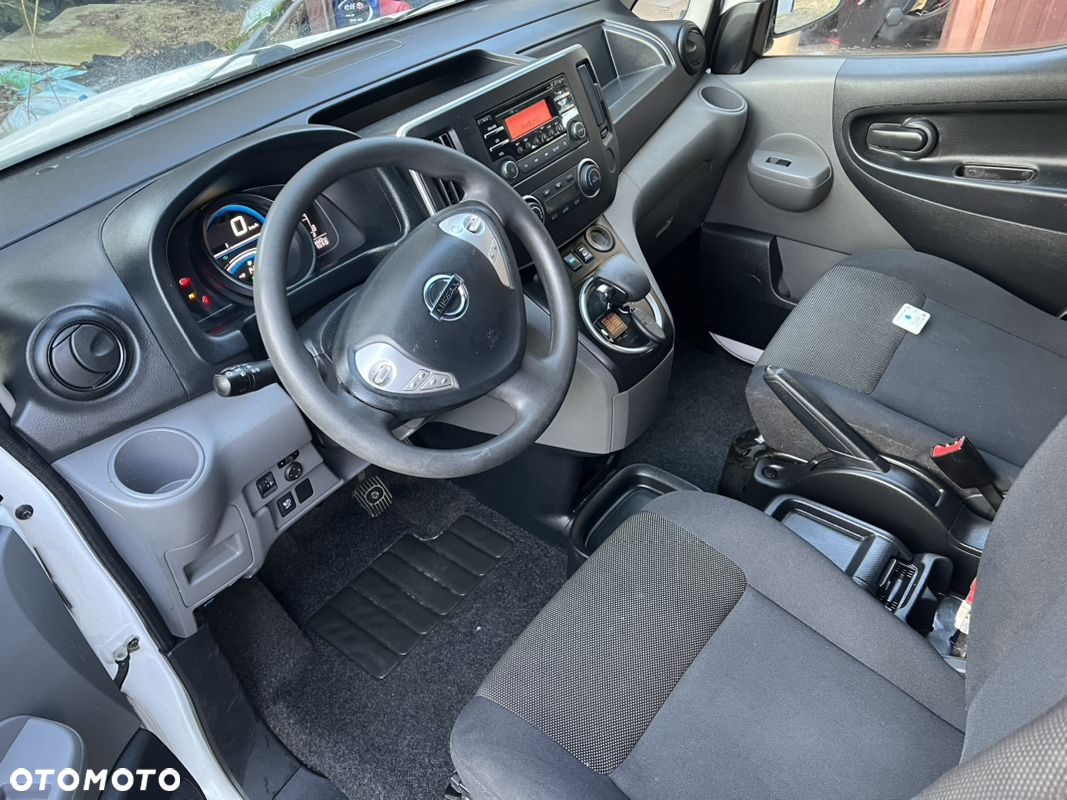Nissan NV200 - 9