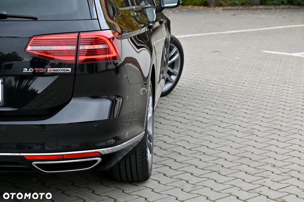 Volkswagen Passat 2.0 TDI SCR 4Motion DDG Highline - 21