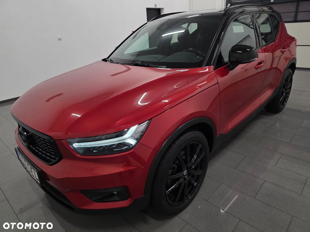 Volvo XC 40 D4 AWD R-Design - 32
