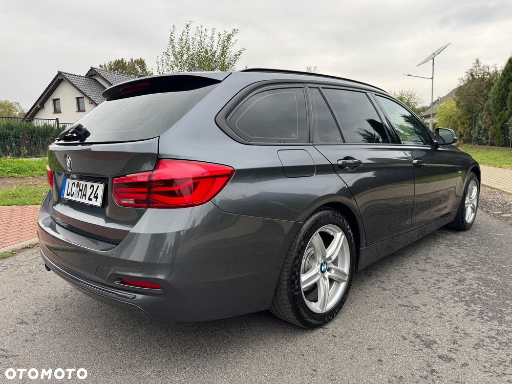 BMW Seria 3 320d Sport Line - 11