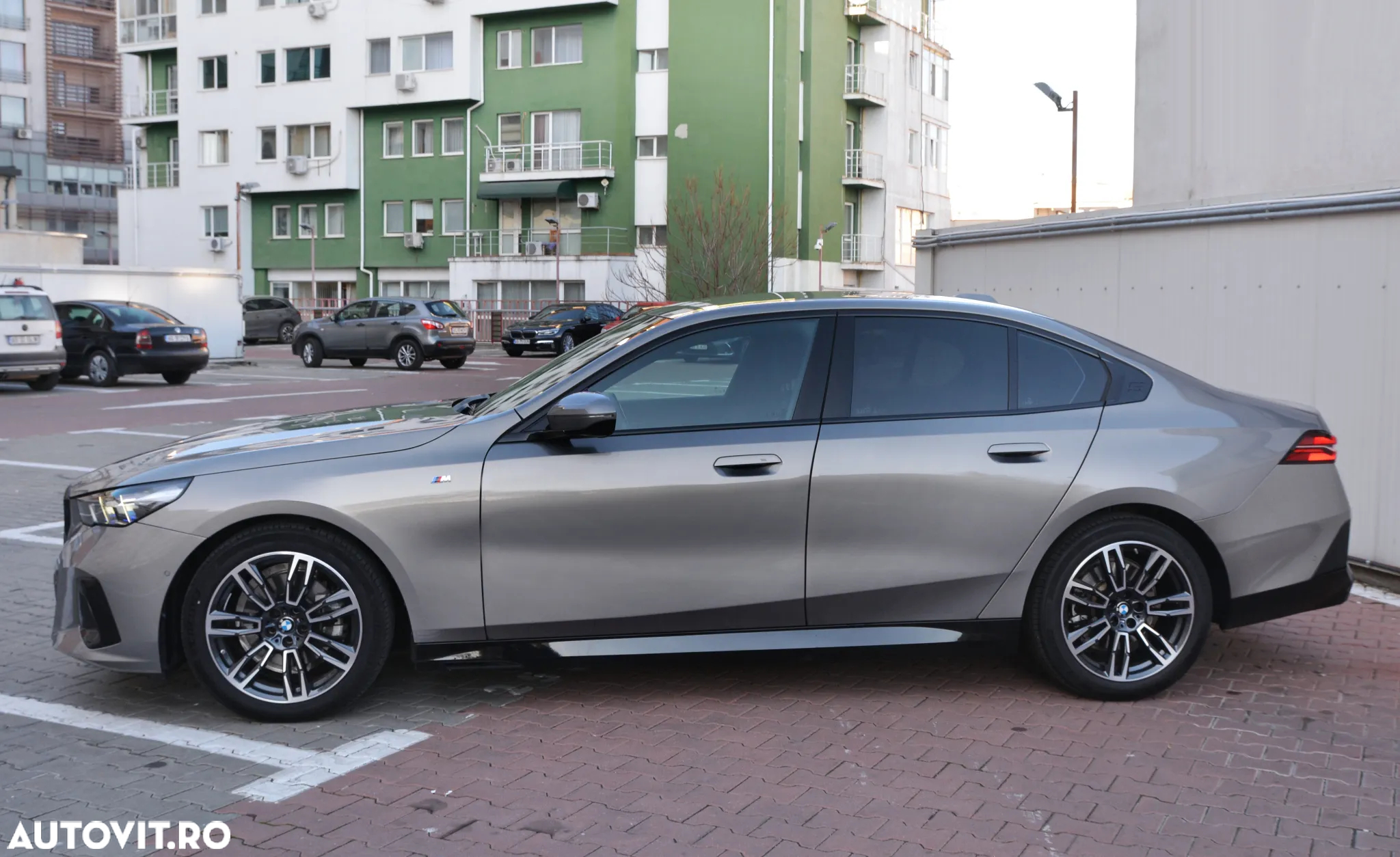 BMW Seria 5 520d xDrive AT MHEV - 25