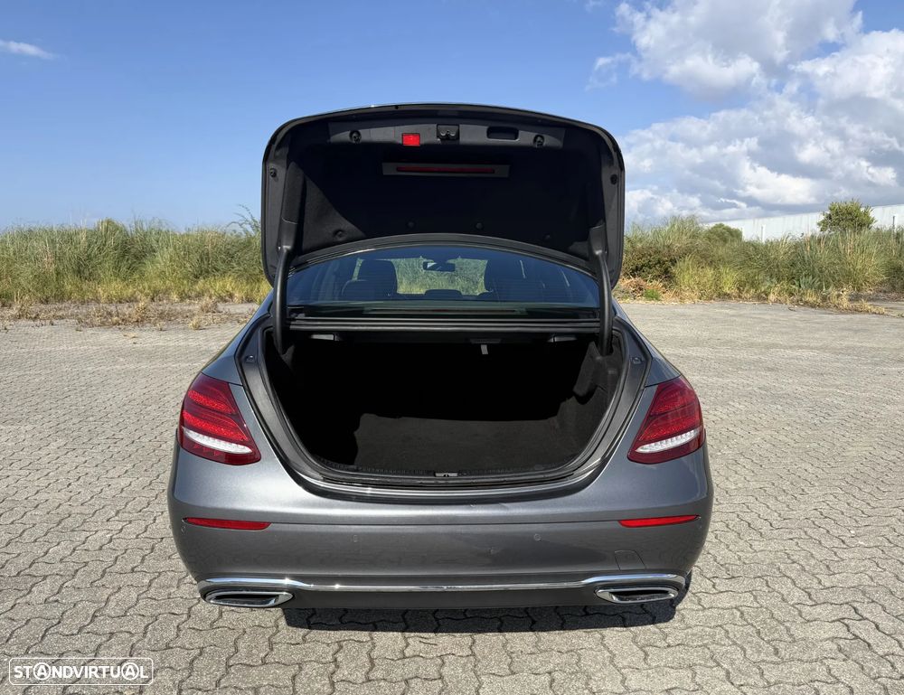 Mercedes-Benz E 220 d Exclusive - 13