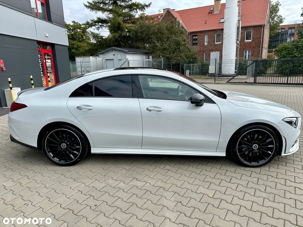 Mercedes-Benz CLA 200 AMG Line 7G-DCT - 7