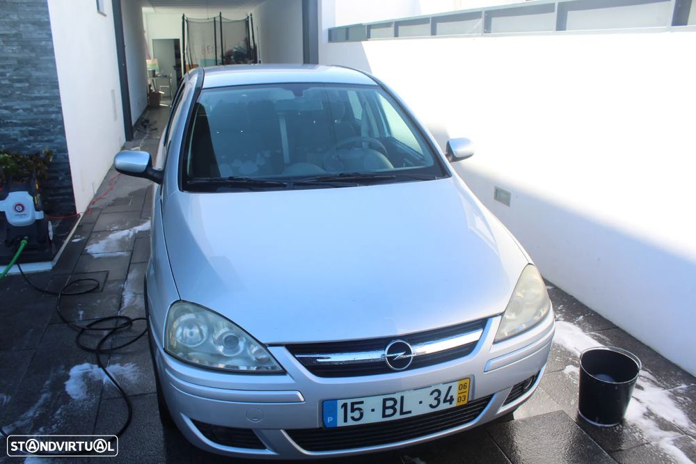 Opel Corsa 1.2 Twinport Enjoy - 1
