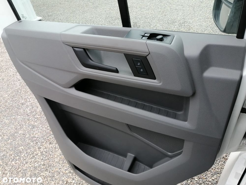 Volkswagen Crafter - 12