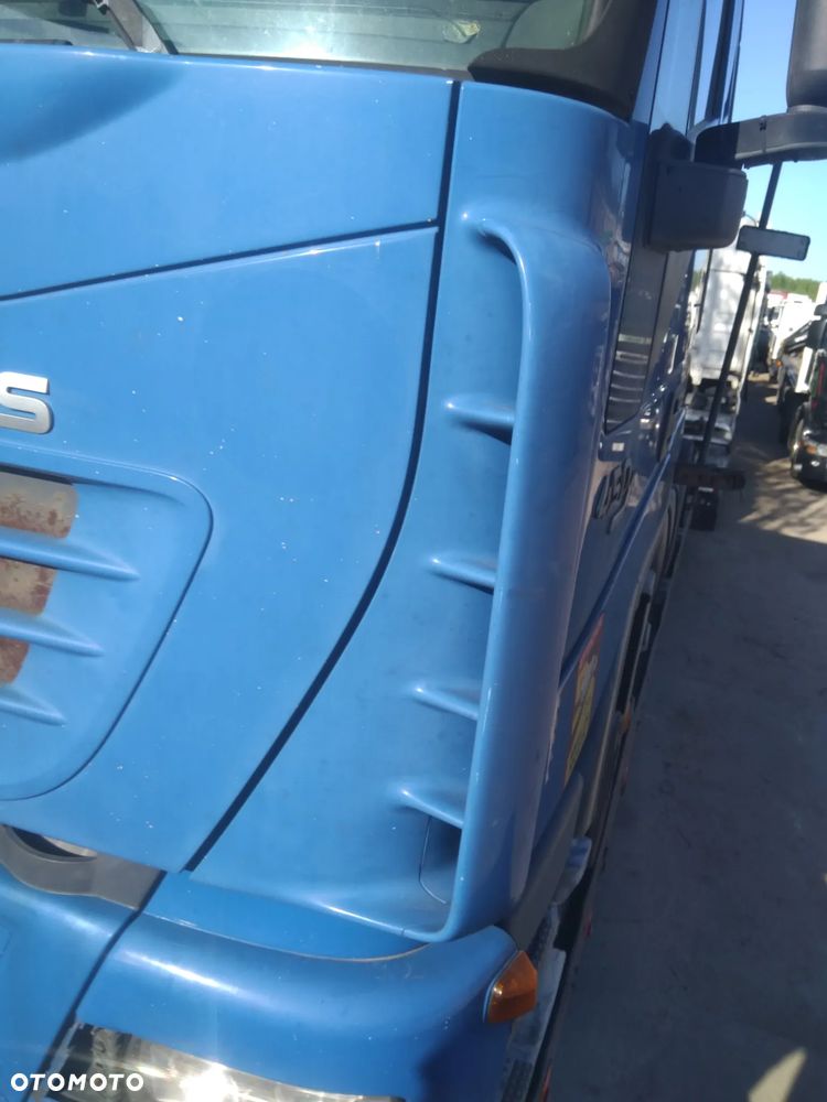Iveco Stralis 450 owiewka kabiny lewa - 1