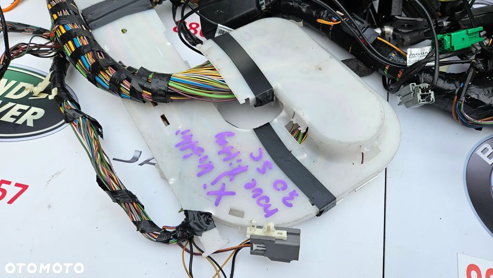 Jaguar XJ 351 Instalacja prawa komory bagażnika Wiązka tył prawy Przewody kompresora zawieszenia Modułów BSI DW93-14A005-BBC - 15