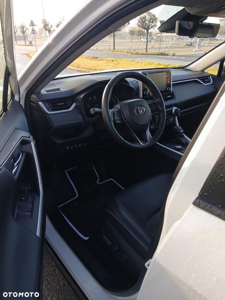 Toyota RAV4 - 17