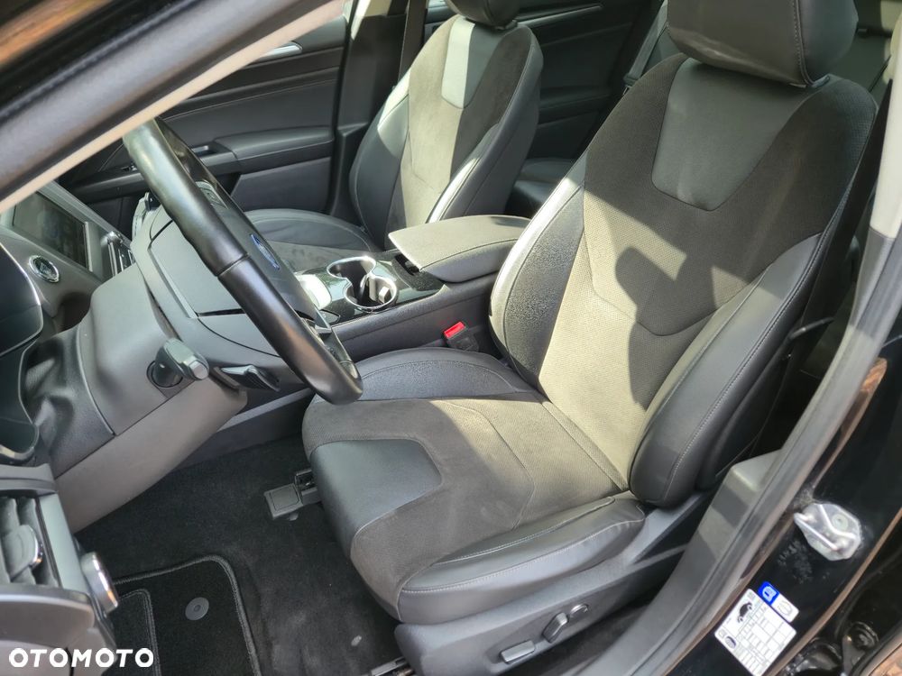 Ford Mondeo - 16
