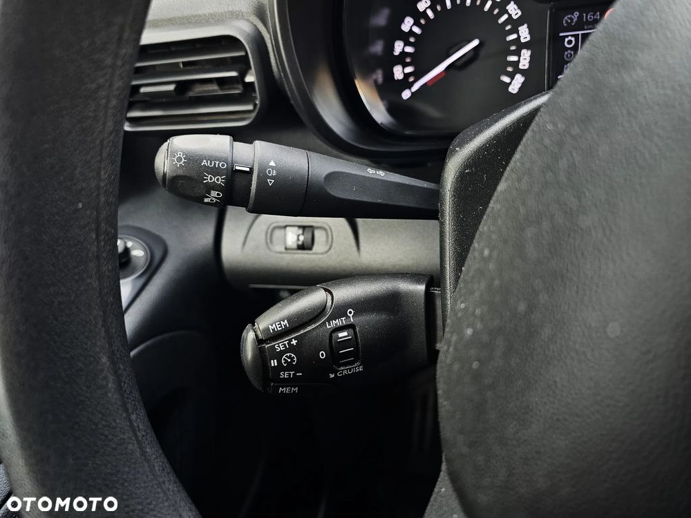Toyota Proace City Verso 1.5 D-4D Family - 6