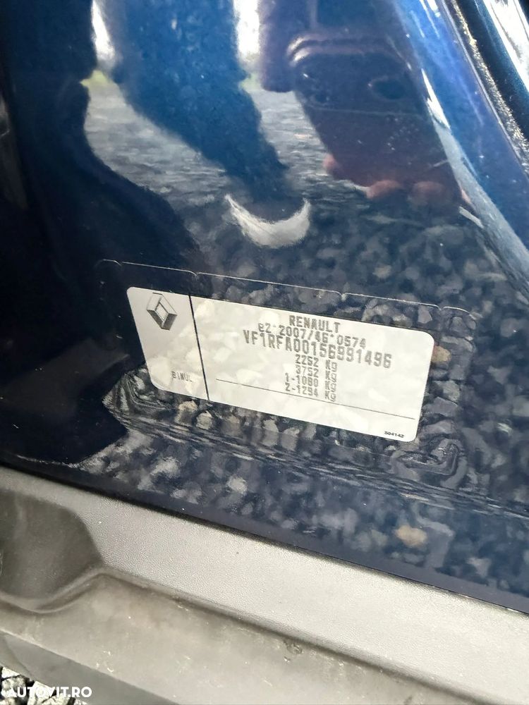 Renault Grand Scenic - 17