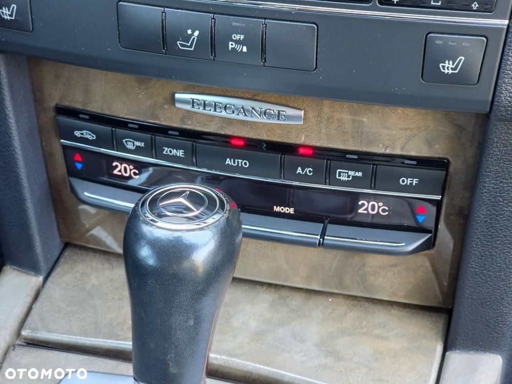 Mercedes-Benz Klasa E 200 CGI BlueEFFICIENCY Automatik Elegance - 28