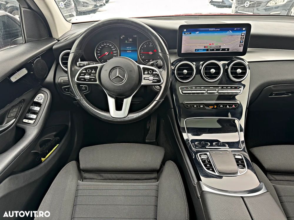 Mercedes-Benz GLC 300 d 4MATIC 9G-TRONIC - 10