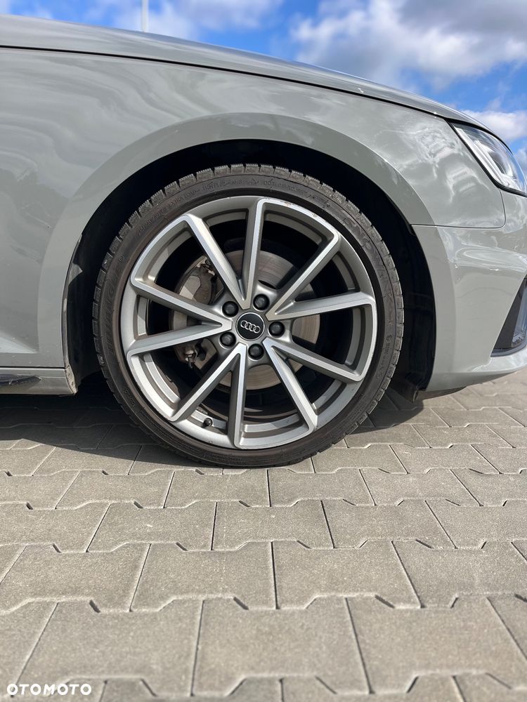 Audi A4 Avant 40 TDI S Line S tronic - 21
