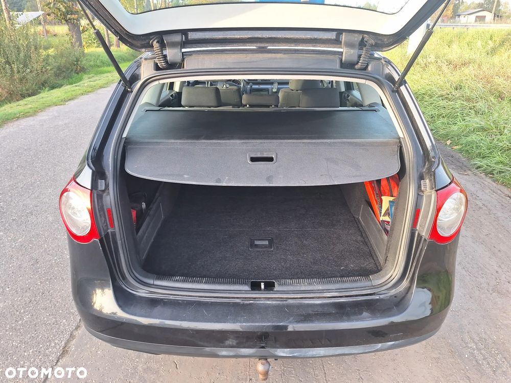 Volkswagen Passat 1.9 TDI DPF Comfortline - 14