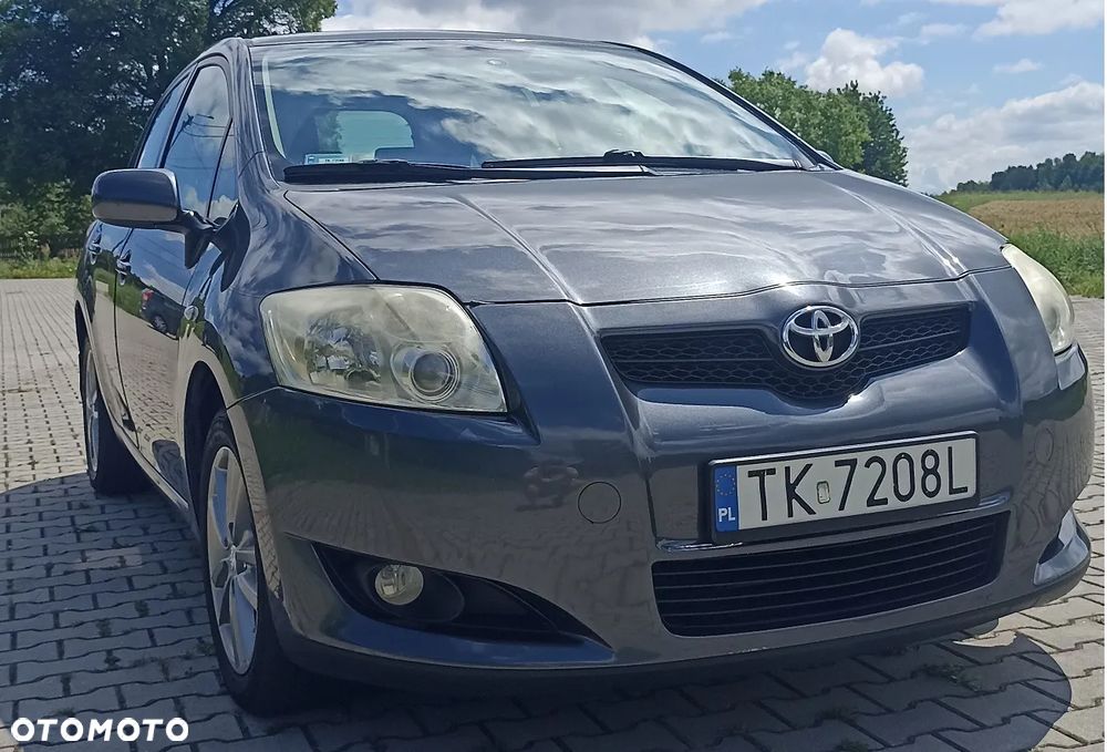 Toyota Auris 1.4 D-4D - 3