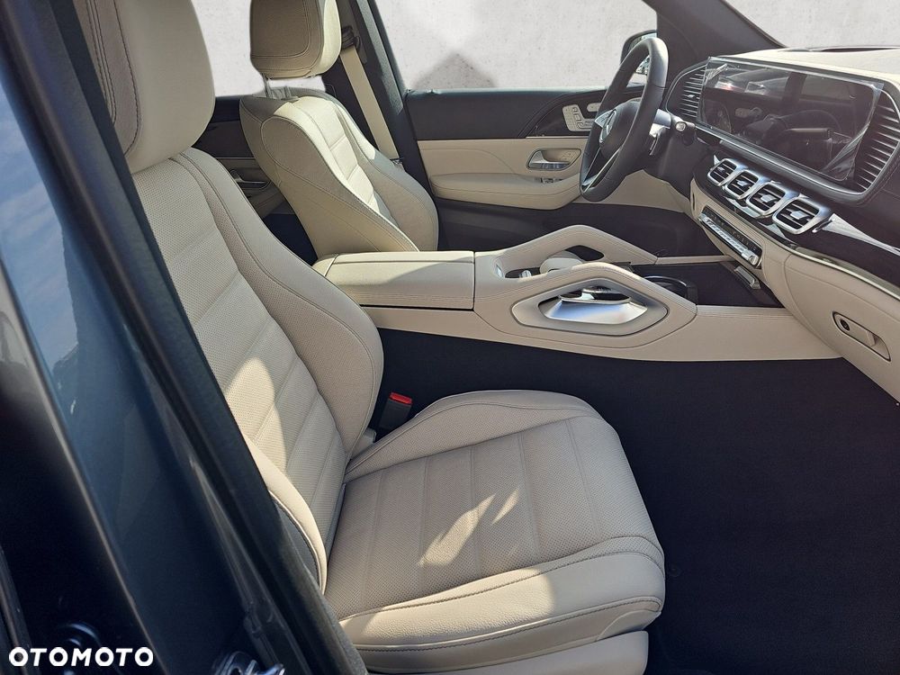 Mercedes-Benz GLE - 15