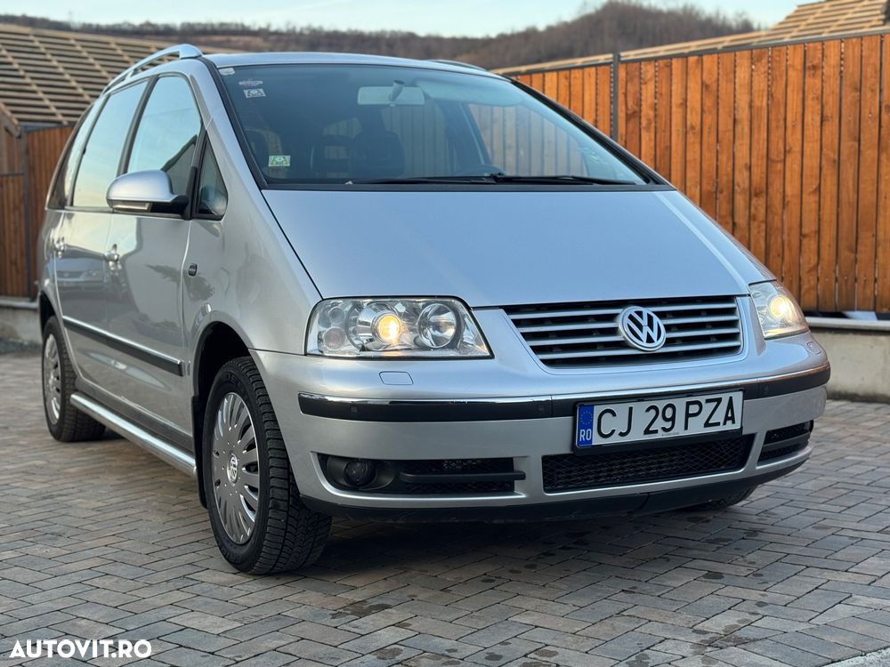 Volkswagen Sharan 1.9 TDI 4Motion - 12