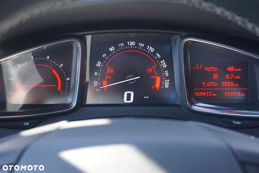 Citroën DS5 BlueHDi 150 So Chic - 30