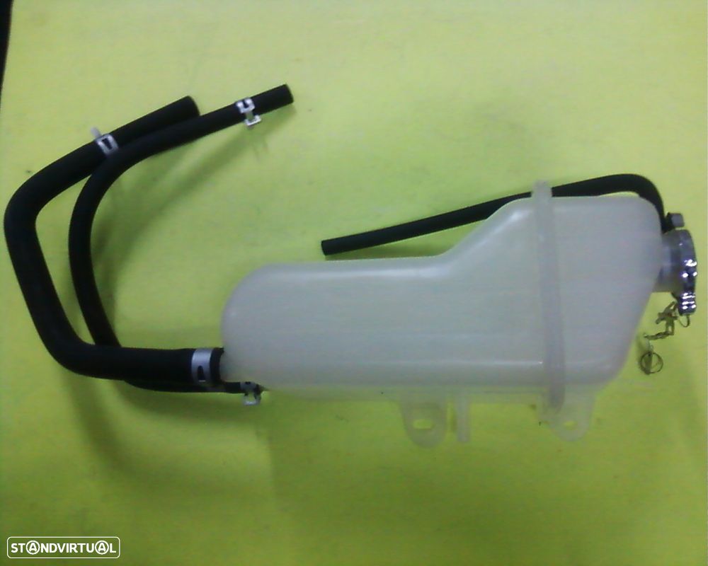 Vaso de expansão Depósito Hyundai H1 motor 2500 Turbo Diesel NOVO - 1