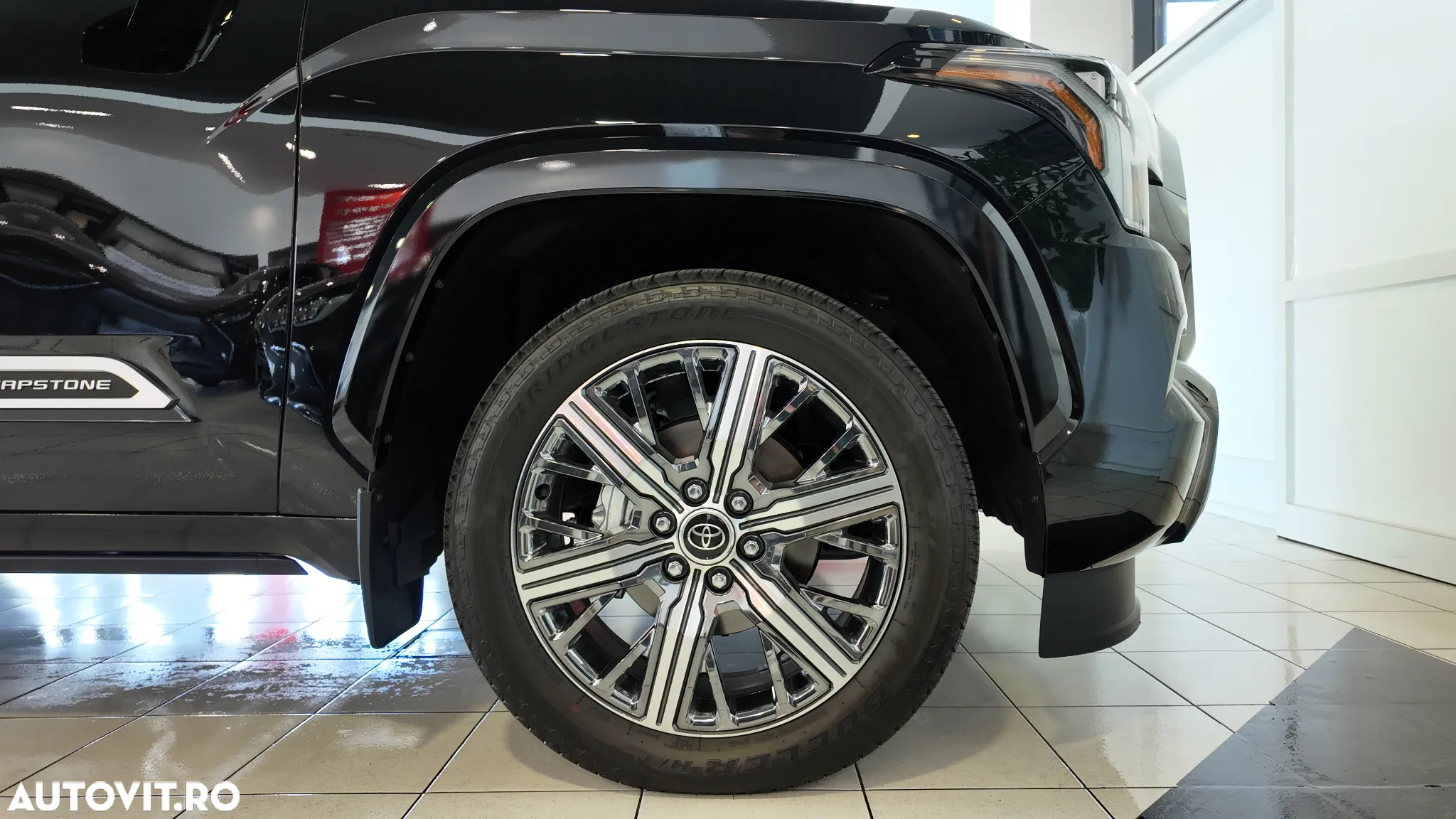 Toyota Sequoia - 40