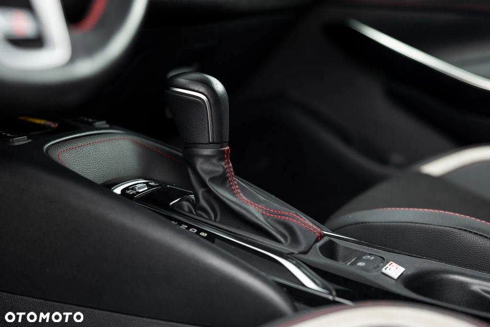 Toyota Corolla 1.8 Hybrid GR Sport - 16