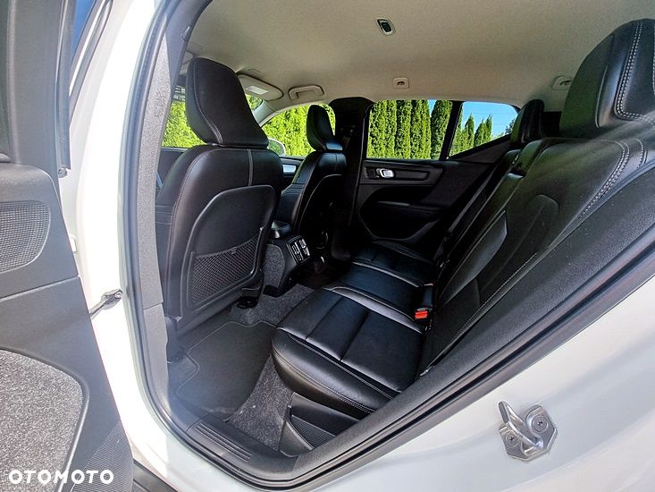 Volvo XC 40 T3 Geartronic Inscription - 16