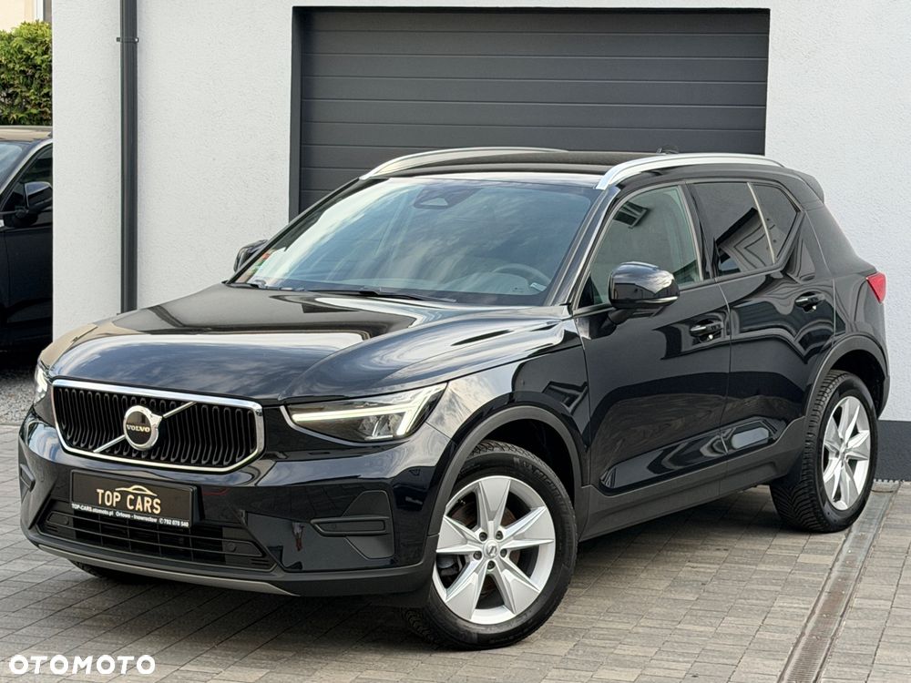 Volvo XC 40 B3 B DKG Plus Black Edition - 23