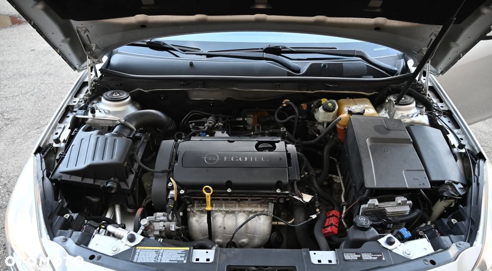 Opel Insignia 1.6 - 31