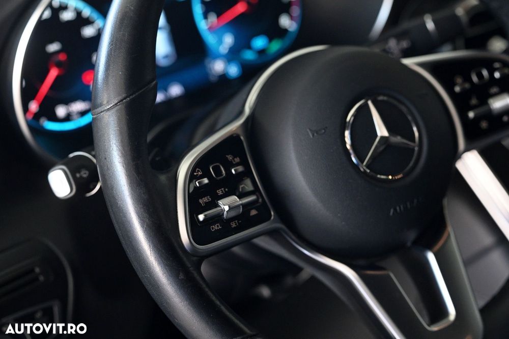 Mercedes-Benz GLC Coupe 300 4Matic 9G-TRONIC Exclusive - 32