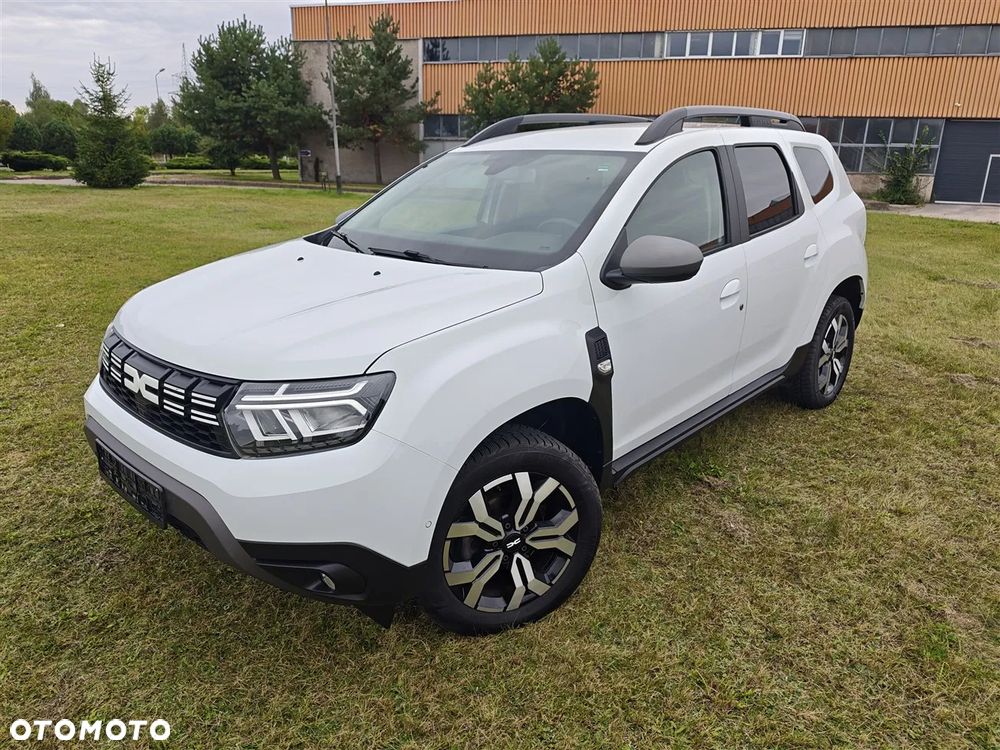 Dacia Duster 2023 photo 2