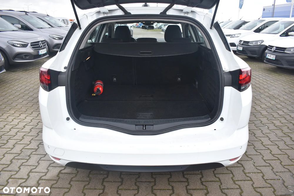Renault Megane ver-1-5-blue-dci-zen - 14