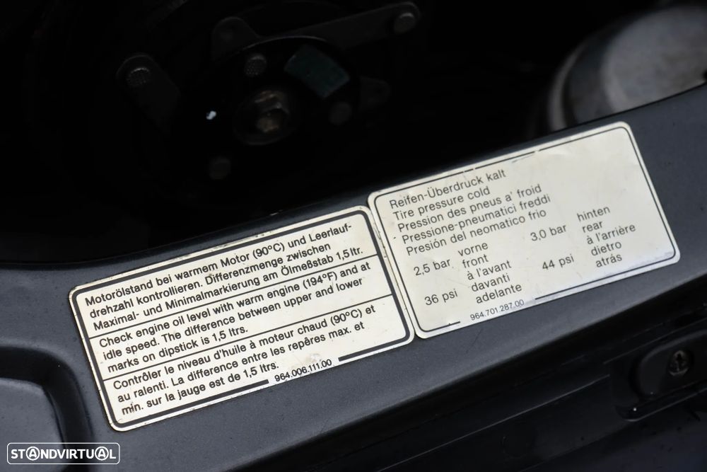 Porsche 911 (964) Coupé 3.6 Carrera 4 - 43