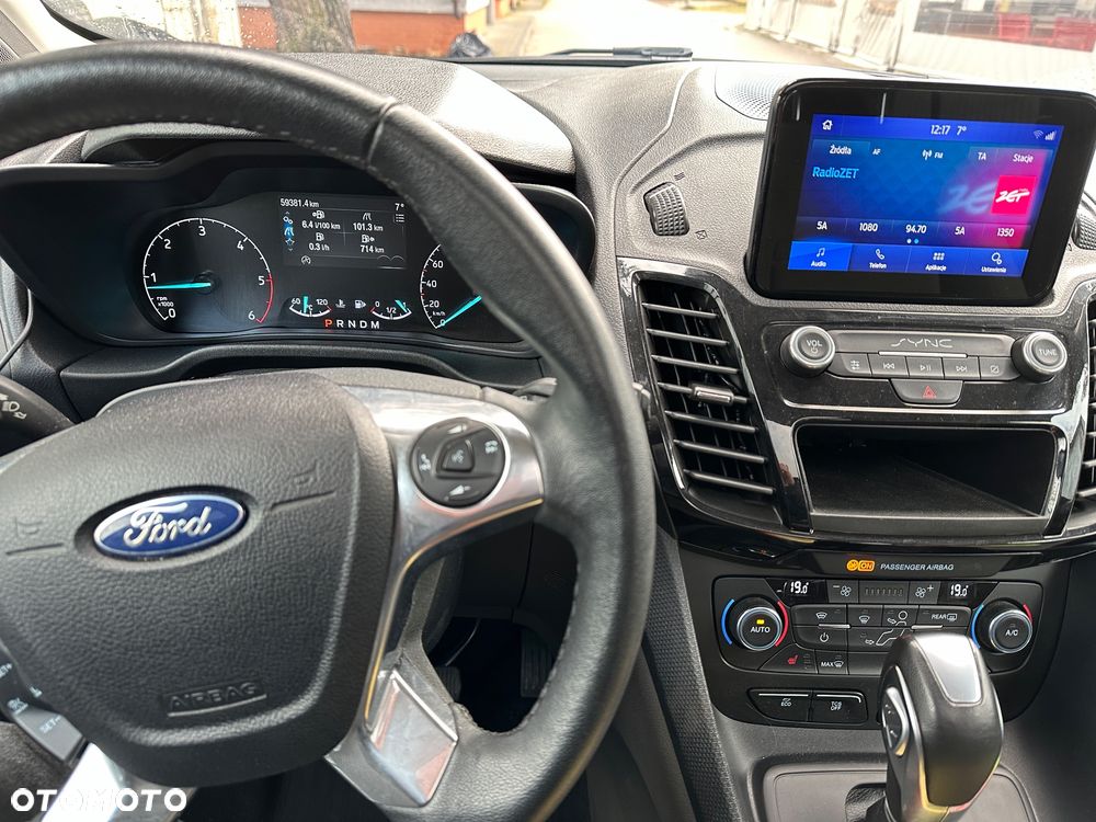 Ford Tourneo Connect - 8