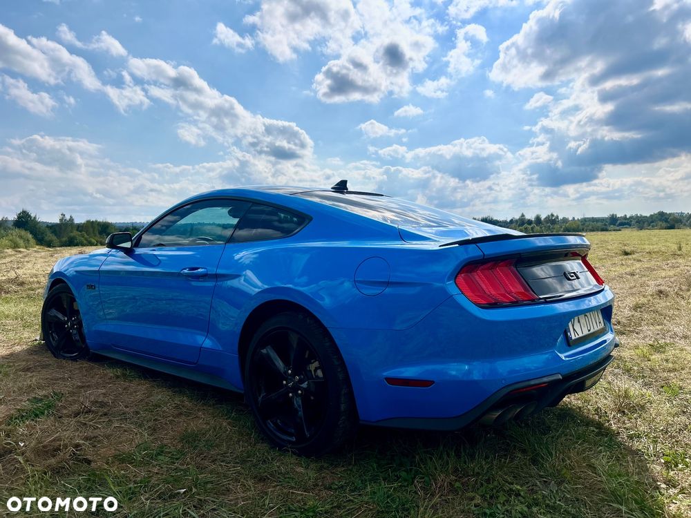 Ford Mustang 5.0 V8 GT - 20