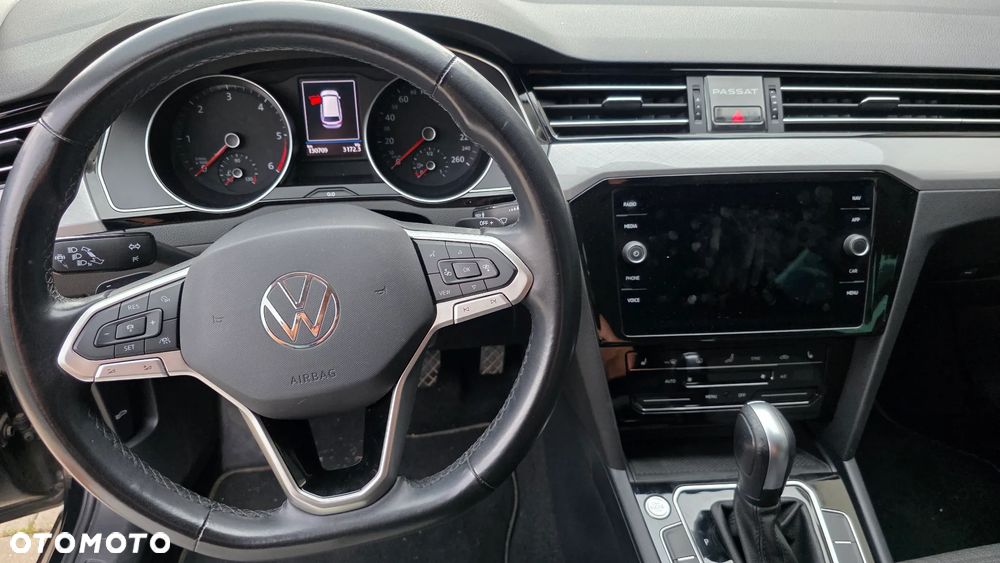 Volkswagen Passat 2.0 TDI EVO Business DSG - 6