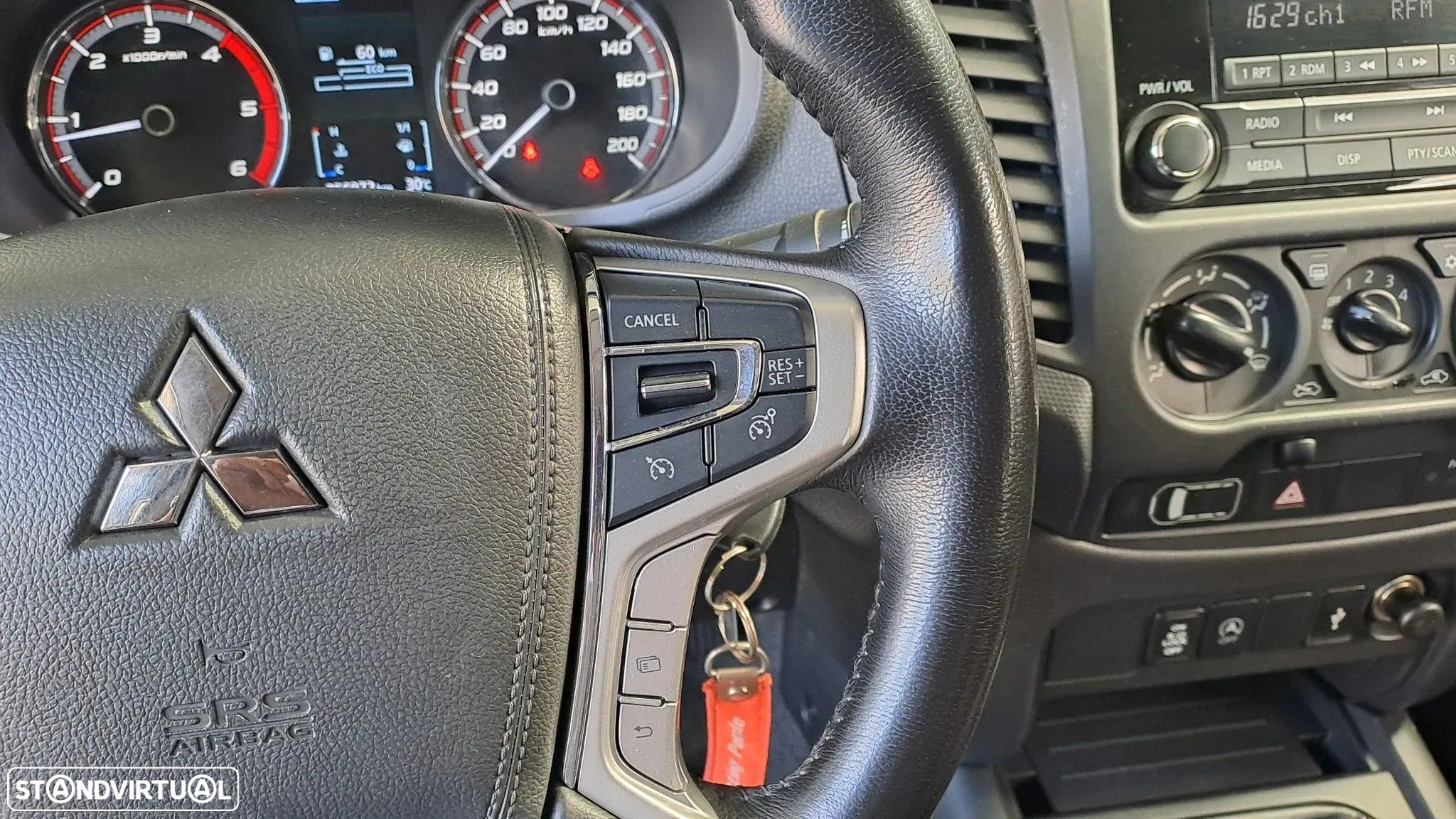 Mitsubishi L200 2.3 DI-D Space Cab Invite 4WD - 12