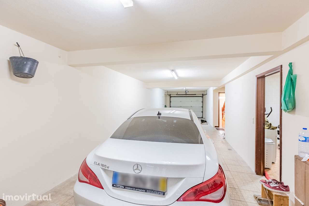 Moradia T4 - Santa Cruz, Lagoa - Grande imagem: 5/38