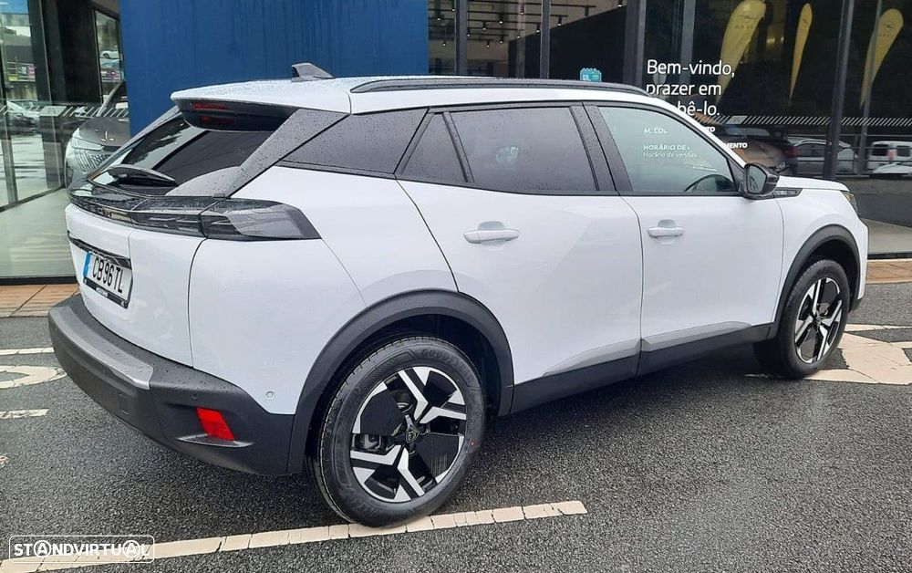 Peugeot e-2008 54 kWh Allure - 3