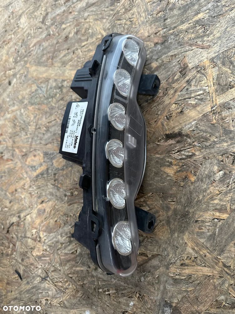 LED  LEWY PRAWY CITROEN DS3  9671962280  9671962180 - 2
