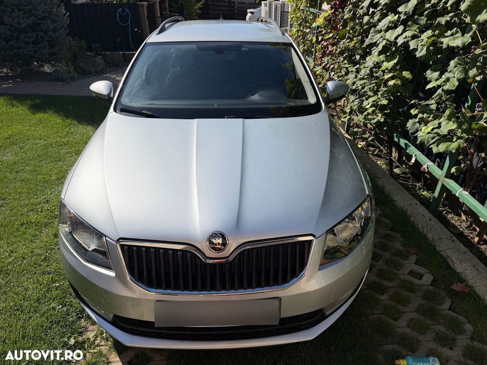 Skoda Octavia 1.6 TDI AMBITION DSG - 4