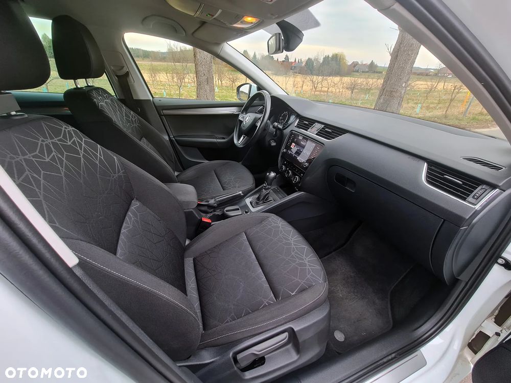 Skoda Octavia 1.0 TSI DSG Style - 10