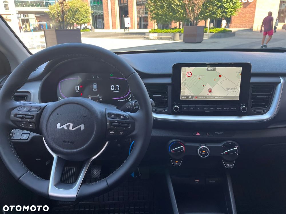 Kia Stonic 1.2 M - 10